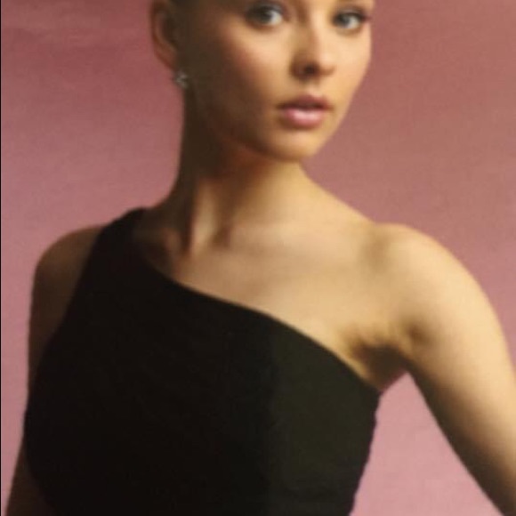 Dresses - Picture 2 of 2